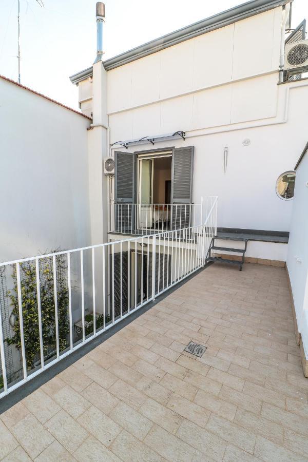Terrazze Del Lungomare Bed & Breakfast Naples Exterior photo