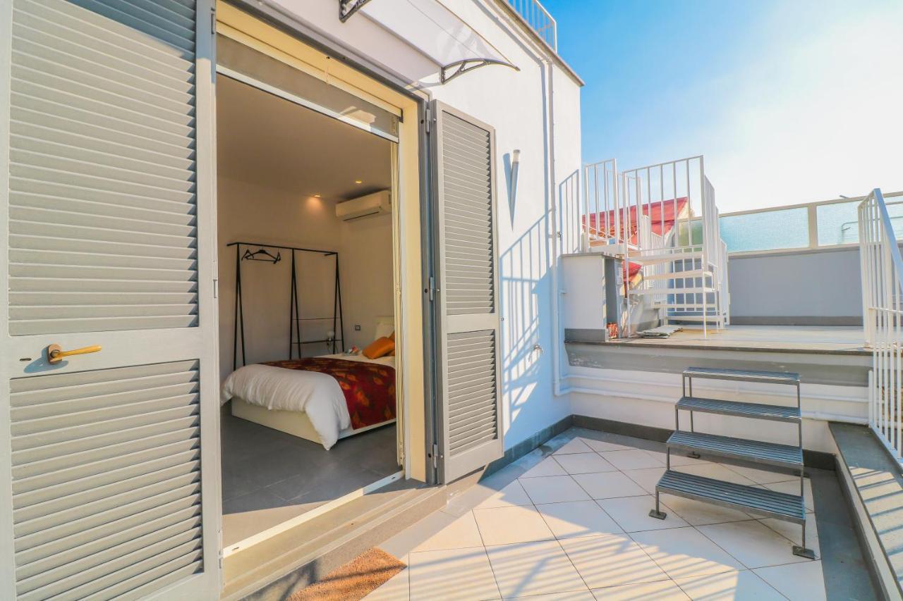 Terrazze Del Lungomare Bed & Breakfast Naples Exterior photo